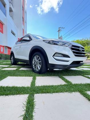HYUNDAI TUCSON 1.6 16V T-GDI GASOLINA GLS ECOSHIFT HYUNDAI TUCSON 1.6 16V T-GDI GASOLINA GLS ECOSHIFT